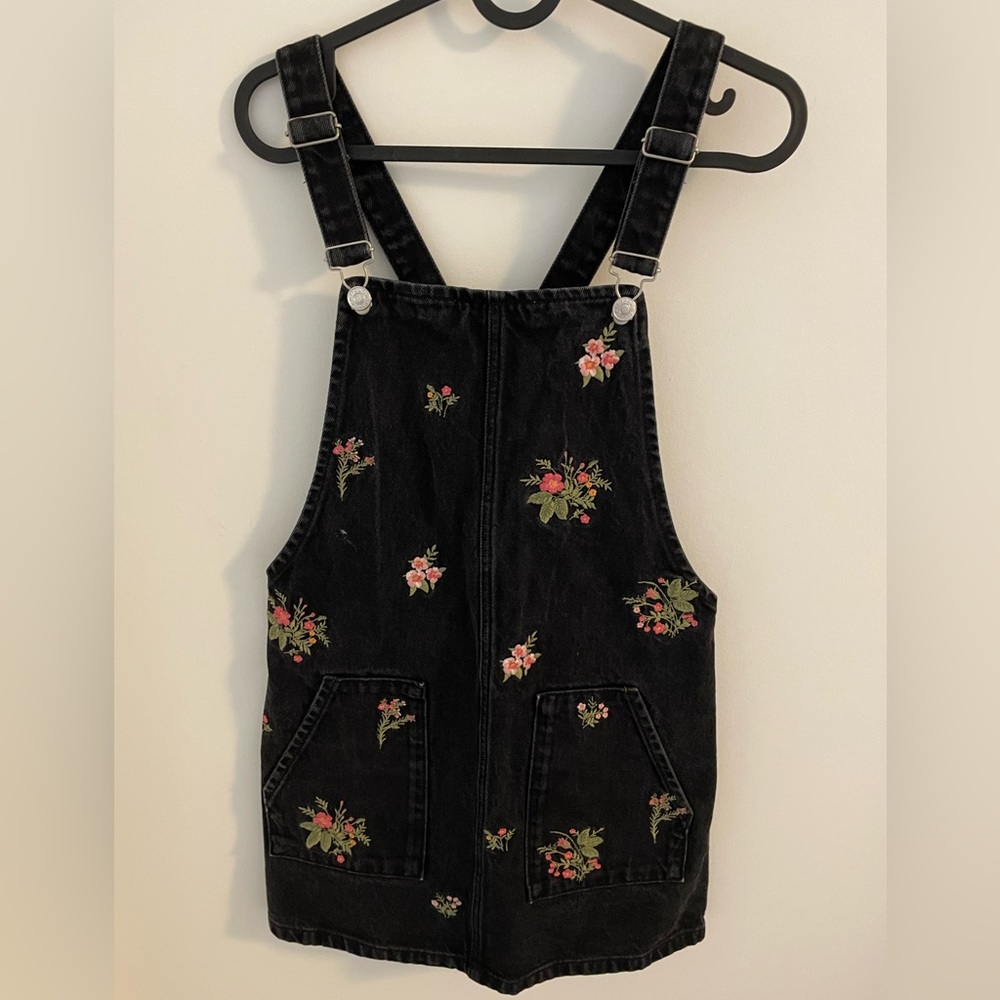 Topshop Black Floral Mini Dress